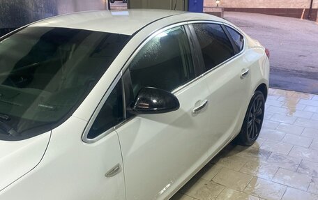 Opel Astra J, 2013 год, 750 000 рублей, 9 фотография