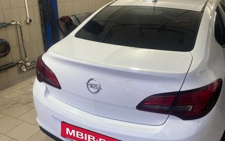 Opel Astra J, 2013 год, 750 000 рублей, 11 фотография