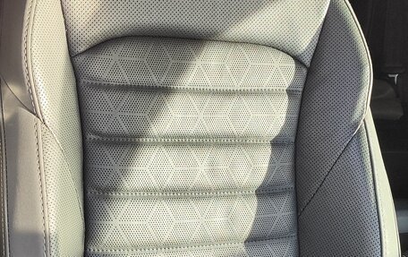 Volkswagen Passat CC, 2022 год, 3 850 000 рублей, 18 фотография