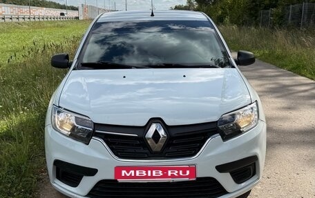 Renault Logan II, 2018 год, 580 000 рублей, 1 фотография