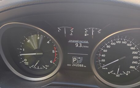 Toyota Land Cruiser 200, 2012 год, 1 фотография