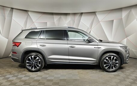 Skoda Kodiaq I, 2025 год, 4 550 000 рублей, 6 фотография