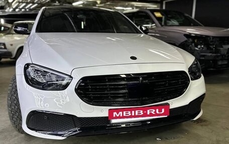 Mercedes-Benz E-Класс, 2021 год, 4 750 000 рублей, 4 фотография