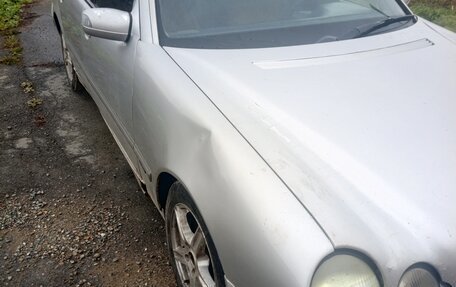 Mercedes-Benz E-Класс, 1999 год, 350 000 рублей, 6 фотография