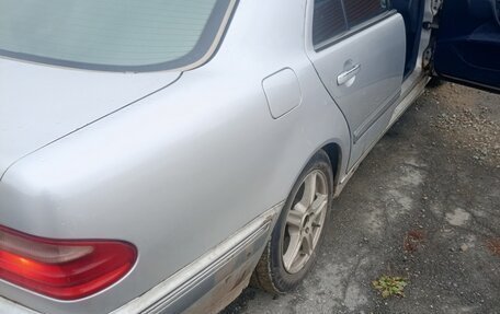 Mercedes-Benz E-Класс, 1999 год, 350 000 рублей, 13 фотография