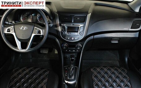 Hyundai Solaris II рестайлинг, 2016 год, 1 176 000 рублей, 12 фотография