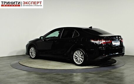 Toyota Camry, 2021 год, 3 357 000 рублей, 6 фотография