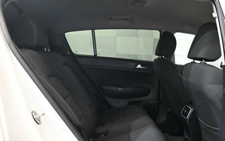 KIA Sportage IV рестайлинг, 2017 год, 2 100 000 рублей, 20 фотография