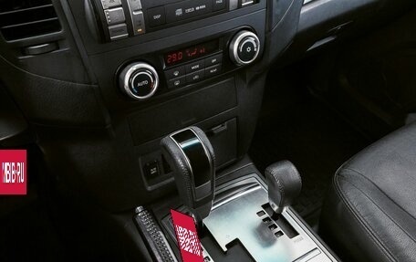 Mitsubishi Pajero IV, 2014 год, 2 125 000 рублей, 11 фотография