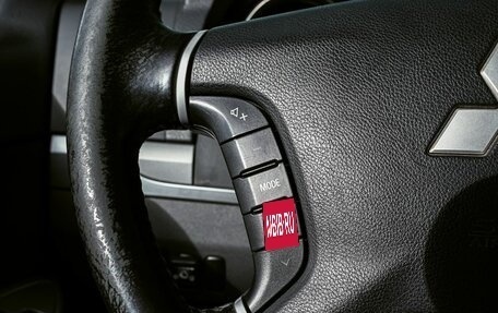 Mitsubishi Pajero IV, 2014 год, 2 125 000 рублей, 13 фотография