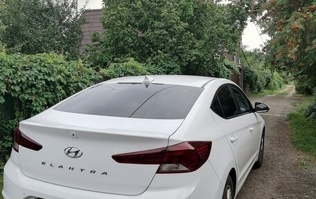 Hyundai Elantra VI рестайлинг, 2019 год, 1 650 000 рублей, 5 фотография