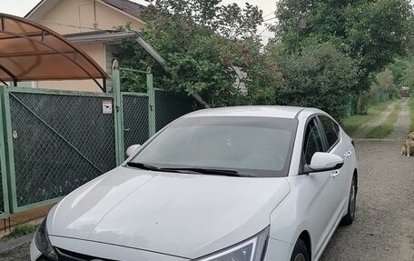 Hyundai Elantra VI рестайлинг, 2019 год, 1 650 000 рублей, 2 фотография