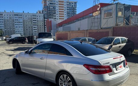 Mercedes-Benz E-Класс, 2011 год, 1 650 000 рублей, 7 фотография
