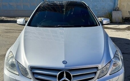 Mercedes-Benz E-Класс, 2011 год, 1 650 000 рублей, 2 фотография