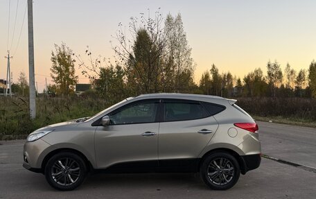 Hyundai ix35 I рестайлинг, 2010 год, 920 000 рублей, 2 фотография
