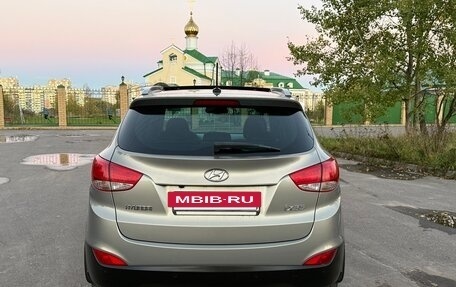 Hyundai ix35 I рестайлинг, 2010 год, 920 000 рублей, 4 фотография