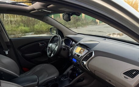 Hyundai ix35 I рестайлинг, 2010 год, 920 000 рублей, 15 фотография