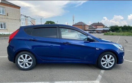Hyundai Solaris II рестайлинг, 2014 год, 1 300 000 рублей, 3 фотография