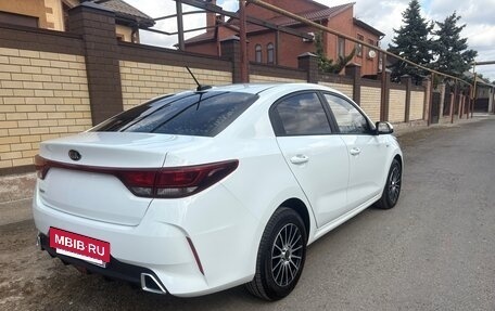 KIA Rio IV, 2021 год, 1 500 000 рублей, 2 фотография