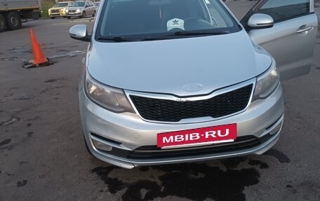 KIA Rio III рестайлинг, 2015 год, 470 000 рублей, 20 фотография