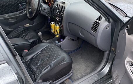 Hyundai Accent II, 2003 год, 195 000 рублей, 3 фотография