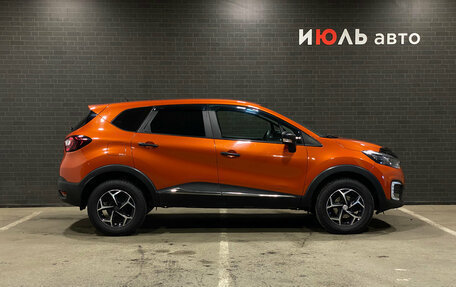 Renault Kaptur I рестайлинг, 2018 год, 1 299 000 рублей, 4 фотография