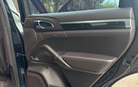 Porsche Cayenne III, 2012 год, 2 100 000 рублей, 15 фотография