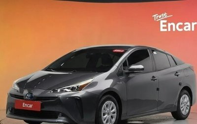 Toyota Prius IV XW50, 2021 год, 1 660 000 рублей, 1 фотография