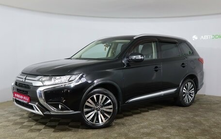 Mitsubishi Outlander III рестайлинг 3, 2019 год, 1 561 000 рублей, 1 фотография