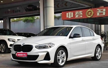 BMW 1 серия, 2022 год, 1 300 000 рублей, 1 фотография