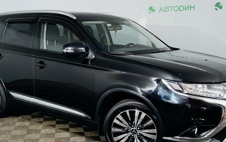 Mitsubishi Outlander III рестайлинг 3, 2019 год, 1 561 000 рублей, 3 фотография