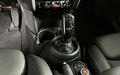 MINI Hatch, 2020 год, 1 899 000 рублей, 23 фотография
