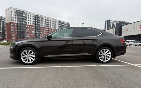Skoda Superb III рестайлинг, 2017 год, 2 150 000 рублей, 3 фотография