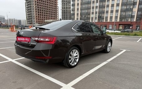 Skoda Superb III рестайлинг, 2017 год, 2 150 000 рублей, 6 фотография