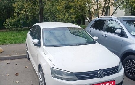 Volkswagen Jetta VI, 2012 год, 950 000 рублей, 2 фотография