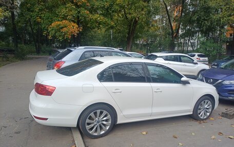 Volkswagen Jetta VI, 2012 год, 950 000 рублей, 3 фотография