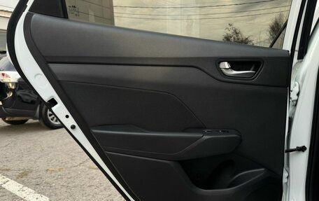 Hyundai Solaris II рестайлинг, 2019 год, 1 359 000 рублей, 10 фотография