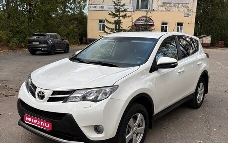 Toyota RAV4, 2013 год, 1 370 000 рублей, 1 фотография