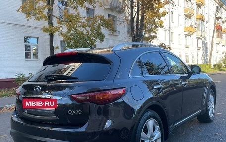 Infiniti QX70, 2016 год, 2 380 000 рублей, 3 фотография