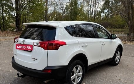 Toyota RAV4, 2013 год, 1 370 000 рублей, 4 фотография