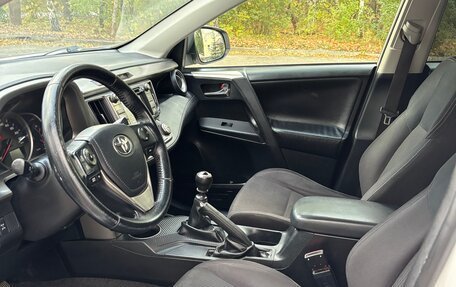 Toyota RAV4, 2013 год, 1 370 000 рублей, 7 фотография