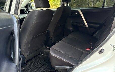 Toyota RAV4, 2013 год, 1 370 000 рублей, 8 фотография