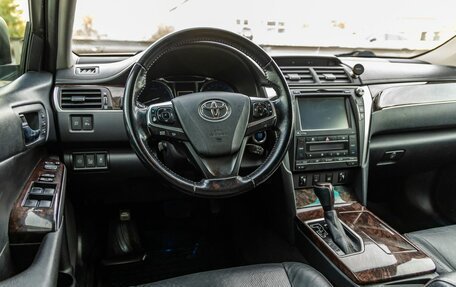 Toyota Camry, 2016 год, 2 198 000 рублей, 14 фотография