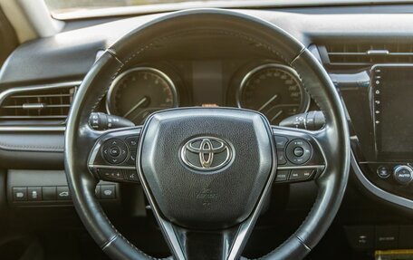 Toyota Camry, 2018 год, 2 648 000 рублей, 17 фотография