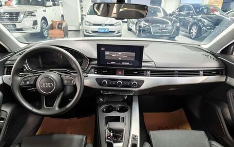 Audi A4, 2020 год, 2 770 000 рублей, 6 фотография