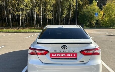Toyota Camry, 2019 год, 2 500 000 рублей, 2 фотография