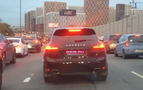 Porsche Cayenne III, 2012 год, 3 000 000 рублей, 2 фотография