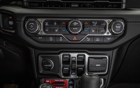 Jeep Wrangler, 2026 год, 8 480 000 рублей, 30 фотография