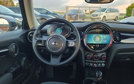 MINI Hatch, 2022 год, 2 795 000 рублей, 11 фотография