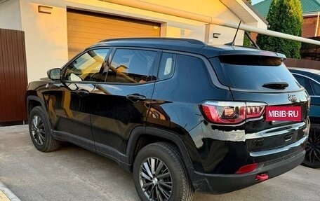 Jeep Compass II, 2019 год, 2 050 000 рублей, 2 фотография